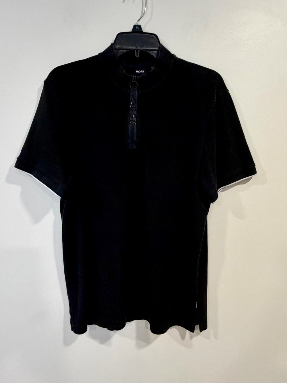 BOSS HUGO BOSS Men Short Sleeve Black 1/2 Logo Along Zip Mock Neck T- Shirt Sz M